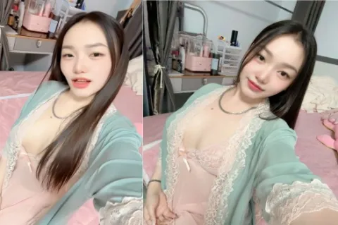Lâu không gặp ra xong vẫn đút vào chơi tiếp