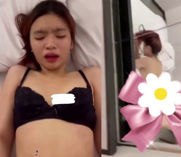 Dùng đồ chơi tình dục mới làm lồn em khoái lạc