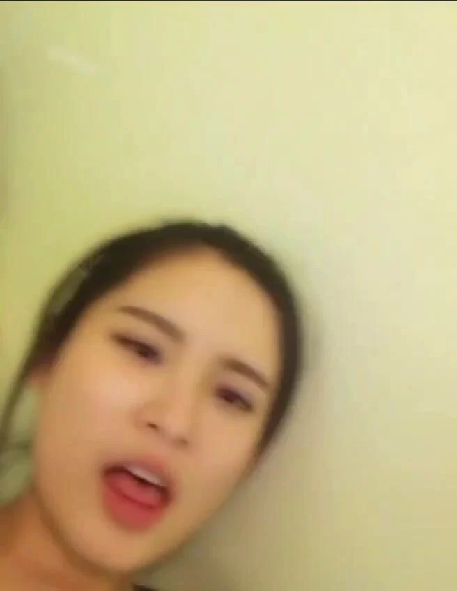 Hot G.irl xinh đẹp lên sóng